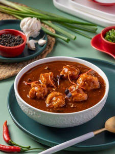Schezwan Chicken Gravy - 6 Pcs (Serves 2)