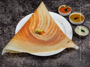Onion masala dosa