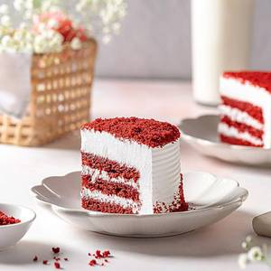 Red Velvet Fresh Cream Cake Piece