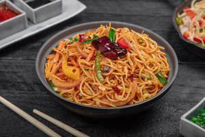 Schezwan Noodle - Veg
