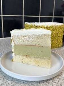 Pista Cream Cake Small
