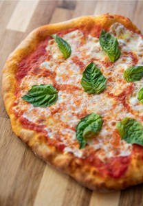 Classic Margherita Pizza