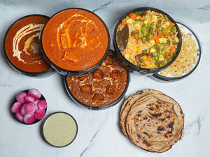 10-12 Person Festival Party Pack [Main Course & Breads]