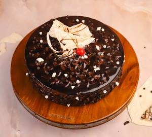 Eggless Choco  Chip Cake