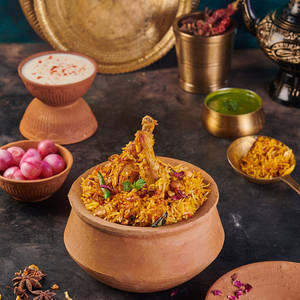 Murgh Biryani [With Bone]