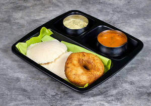 Idly (2) Vada (1)