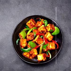 Chilli paneer                                                                                                                                                        