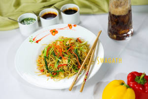 Veg Hakka Noodle