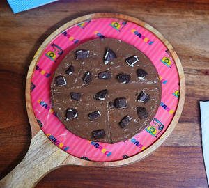 Milk Oreo Chocolate Pizza