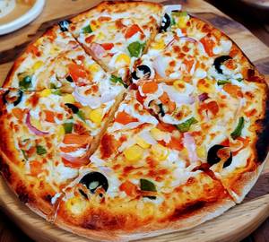 Special Veg Delightful Pizza [8 inches]