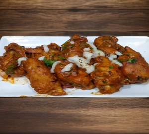 Makhni Malai Chicken Momos (8Pieces)