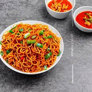 Manchurian silli chilli noodle [full]