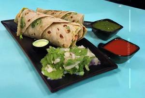 Spinach Corn Roll