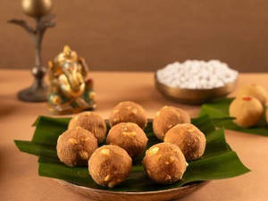 Besan Laddu