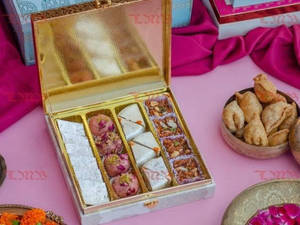 Mini Premium Assorted Mithai Gift Box