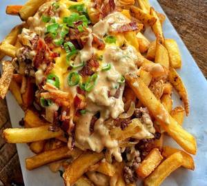 Loaded fries (With cheese and Chicken)