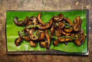 Mushroom Pepper Fry  