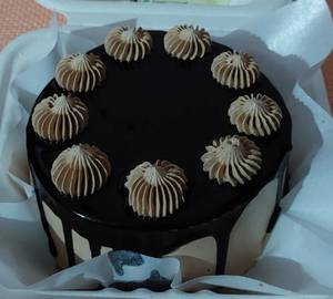 Chocolate Cream Bento Cake