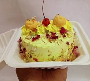 Eggless Rasmalai Bento Cake
