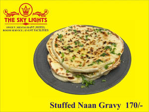 Stuffed Naan Gravy