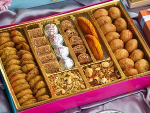 LMB Classic Bhaji Namkeen Gift Box