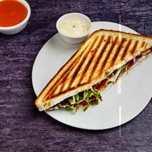 Veg Salad Toasted Sandwich