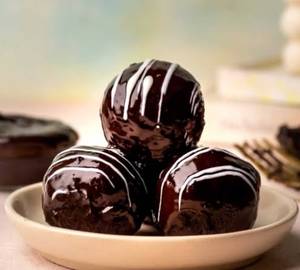 Eggless chocolate ball