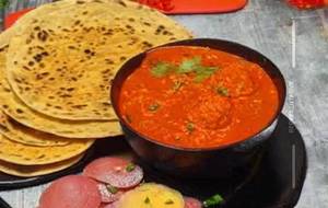 Sev Tamatar with 4 Tawa Roti