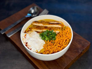 Thai Ramen Bowl Chicken