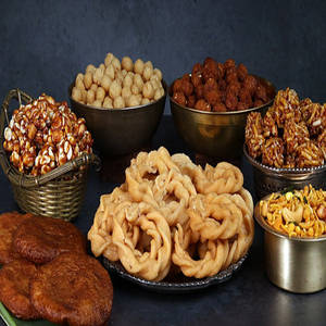 Gift Box  - Traditional Gift Box