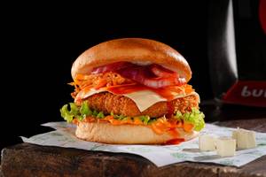 Buffalo Sauce Paneer Burger