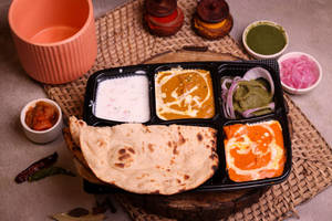 Chicken Delux Thali