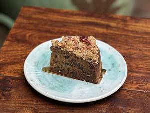Nutty Dates Cake