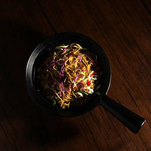 Chicken Schezwan Hakka Noodles