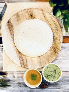 Thate Idli With Thick  Sambhar