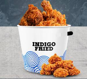 8 pieces indigo fried chicken+ 2 garlic dip+ 2 bun