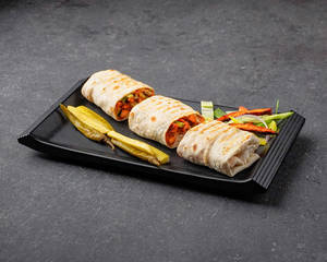 Tawa Chicken Shawarma Rumali