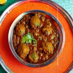 Amritsari chole khulche