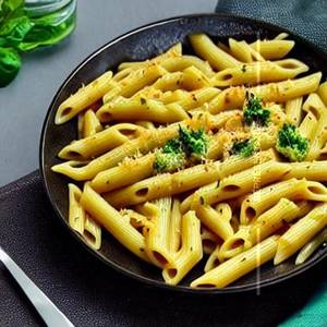 Penne Veg Aglio-E-olio