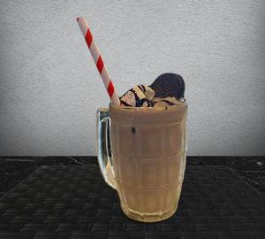 Vanilla Oreo Shake