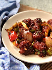 Chilli Chicken Dry  Boneless [8 Pcs]