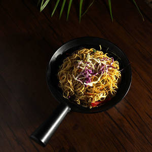 Chicken Classic Hakka Noodles