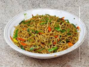 Veg Hakka Noodles