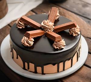 Kit Kat Cake