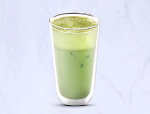 Iced Shaken Matcha Cream Latte