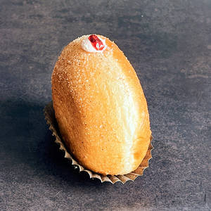 Raspberry Bomboloni