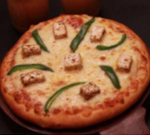 Paneer and Capsicum Pizza