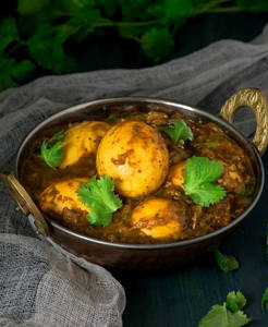 Hyderabadi Egg Curry