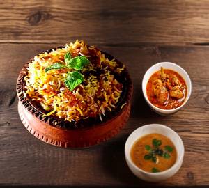 Naichor With Chicken Curry