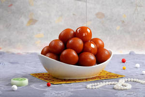 Red Gulab Jamun Goli